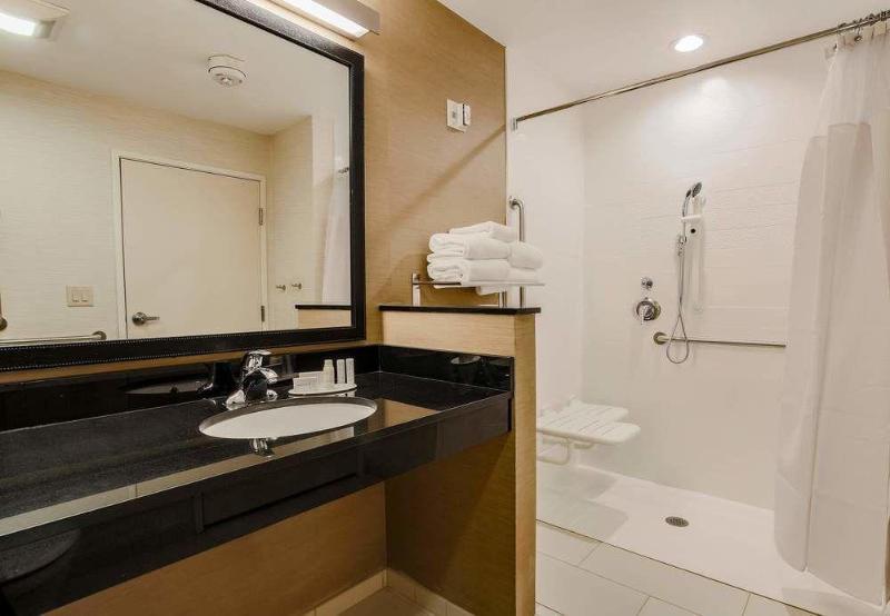 Fairfield Inn & Suites By Marriott Snyder Екстериор снимка