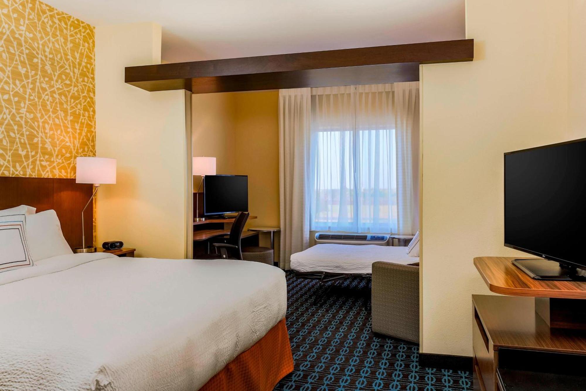 Fairfield Inn & Suites By Marriott Snyder Екстериор снимка