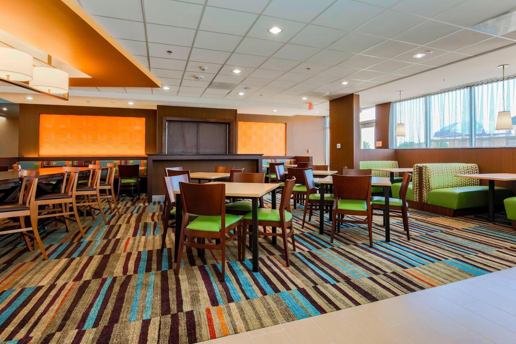 Fairfield Inn & Suites By Marriott Snyder Екстериор снимка